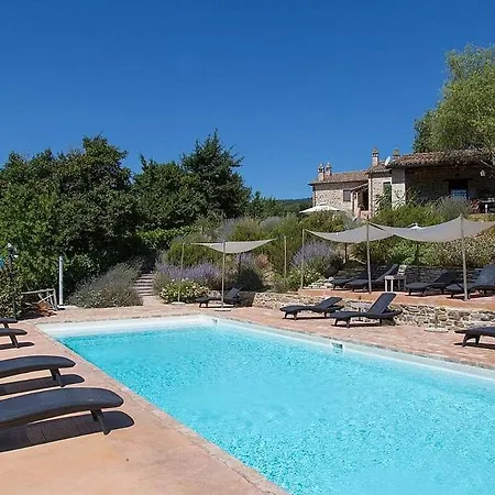 In Sleeps 4 Includes Swimming Pool 6 * Galera