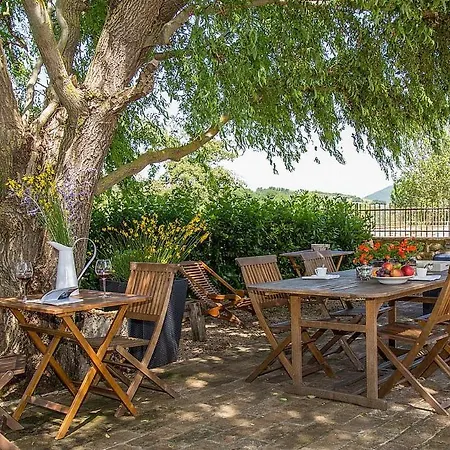 In Sleeps 4 Includes Swimming Pool 6 Διαμέρισμα