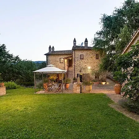 In Sleeps 4 Includes Swimming Pool 6 Appartement *